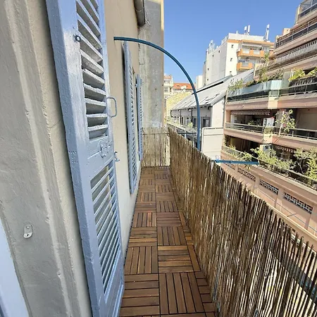 Casa Athena, Quartier Vernier Liberation, Centre *