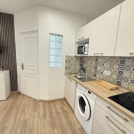 Casa Athena, Quartier Vernier Liberation, Centre アパート